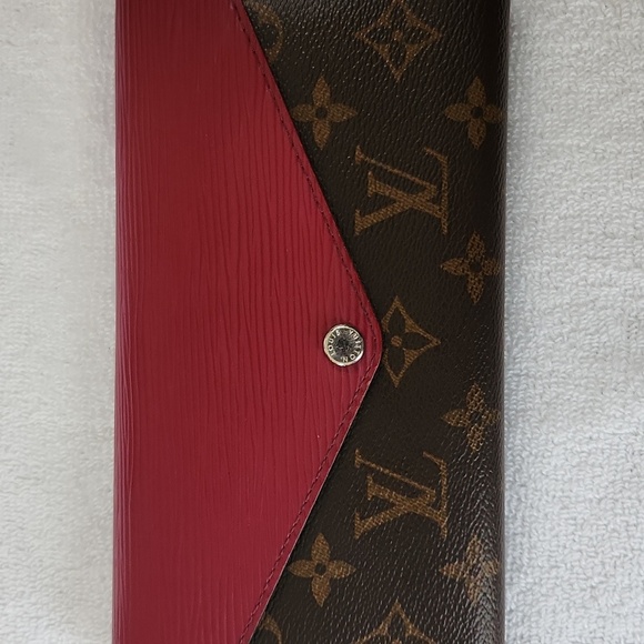 Louis Vuitton Magenta and Brown Monogram Wallet/Clutch - Picture 1 of 11